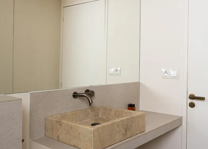 The Charming Saint Honoré * Paris